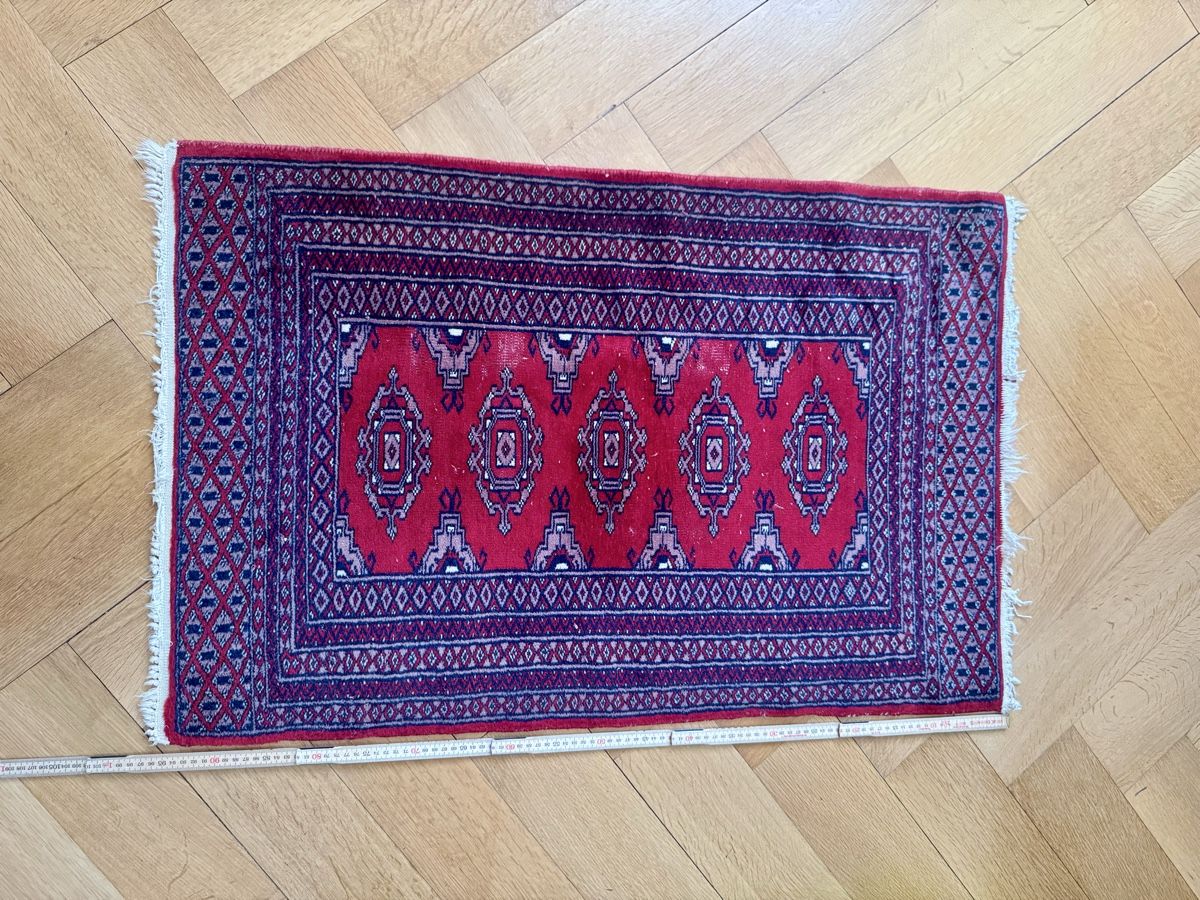 Teppiche: Kleiner roter Orientteppich  – Gebraucht aus Schlieren von hampany