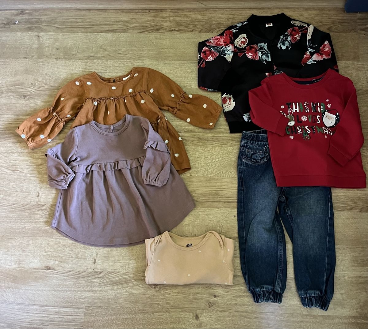 Lotti & Set di vestiti: Kleiderpaket Gr. 86 / 92 – Usato da Adelboden venduto da Jestil20