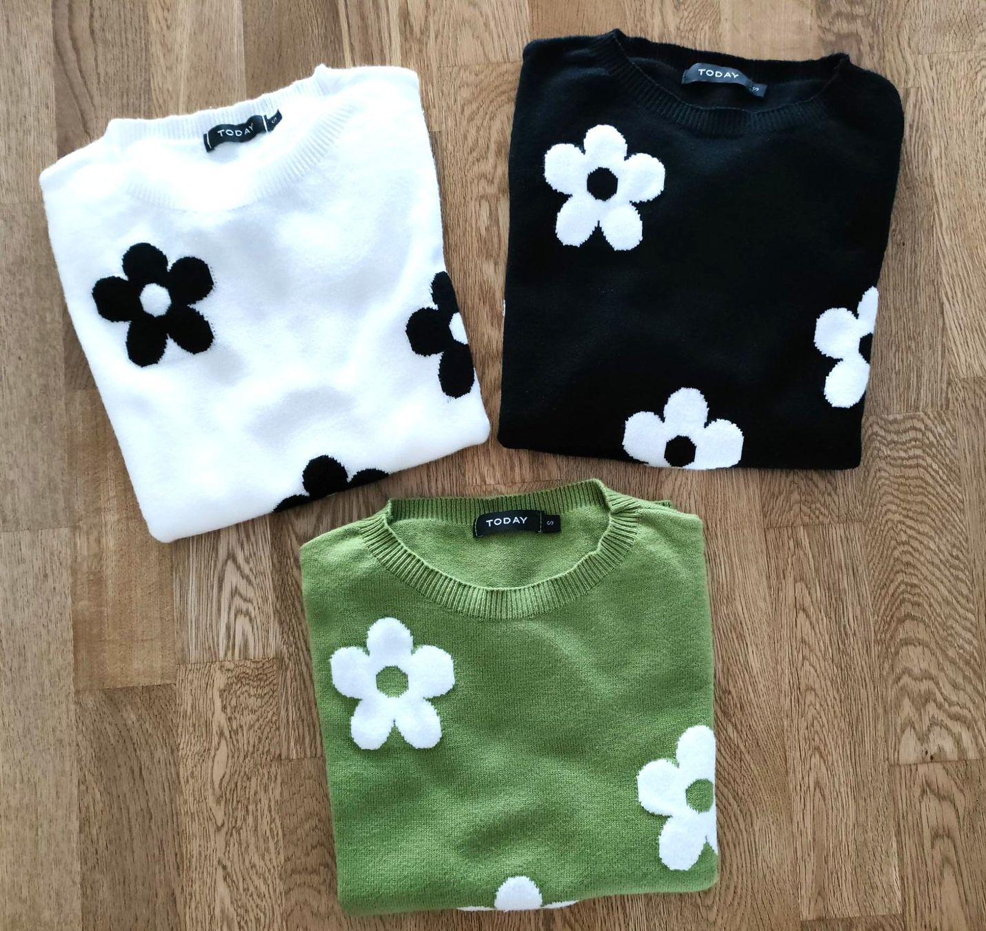 T-shirt: 3 Strickshirt / S / Today / Blumen – Usato da Suhr venduto da sternenklar0305