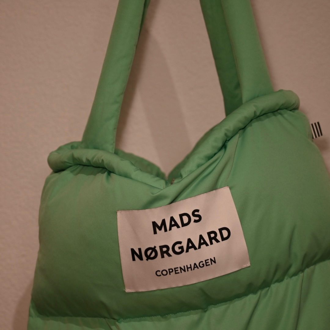 Taschen: Mads Nørgaard Quilted Bag – Neu und originalverpackt aus Zürich von cla_7w78 1