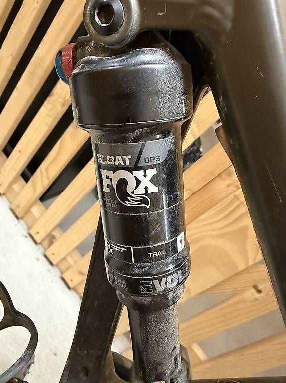 Velos: Specialized Stumpjumper Comp Alloy – Gebraucht aus Zürich von pam_rj6d 2