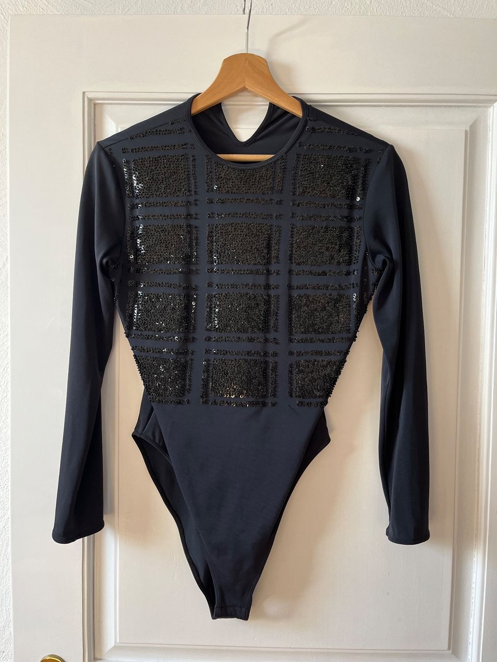 Comma Top: Comma, Body dunkelblau Pailletten S – Usato da Riet (Neftenbach) venduto da kim_gfw6
