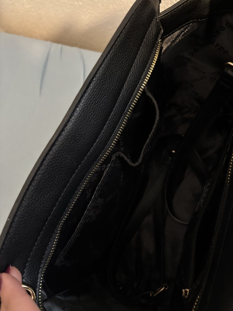 Taschen für Damen: Tasche schwarz elegant – Neu (gemäss Beschreibung) aus Fislisbach von secondhandF 1