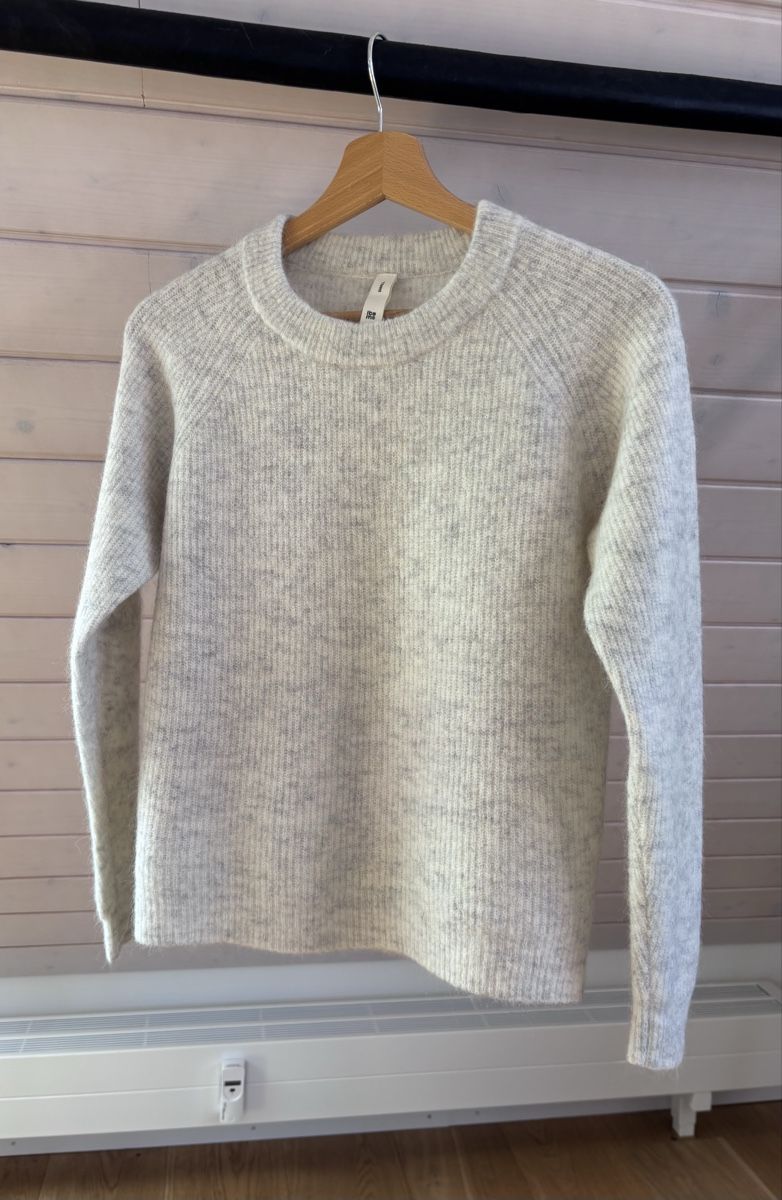 Pullover & Sweatshirts: Kitchener light grey melange woolen crew neck, small – Neu (gemäss Beschreibung) aus Kilchberg ZH von ben_pc68 3