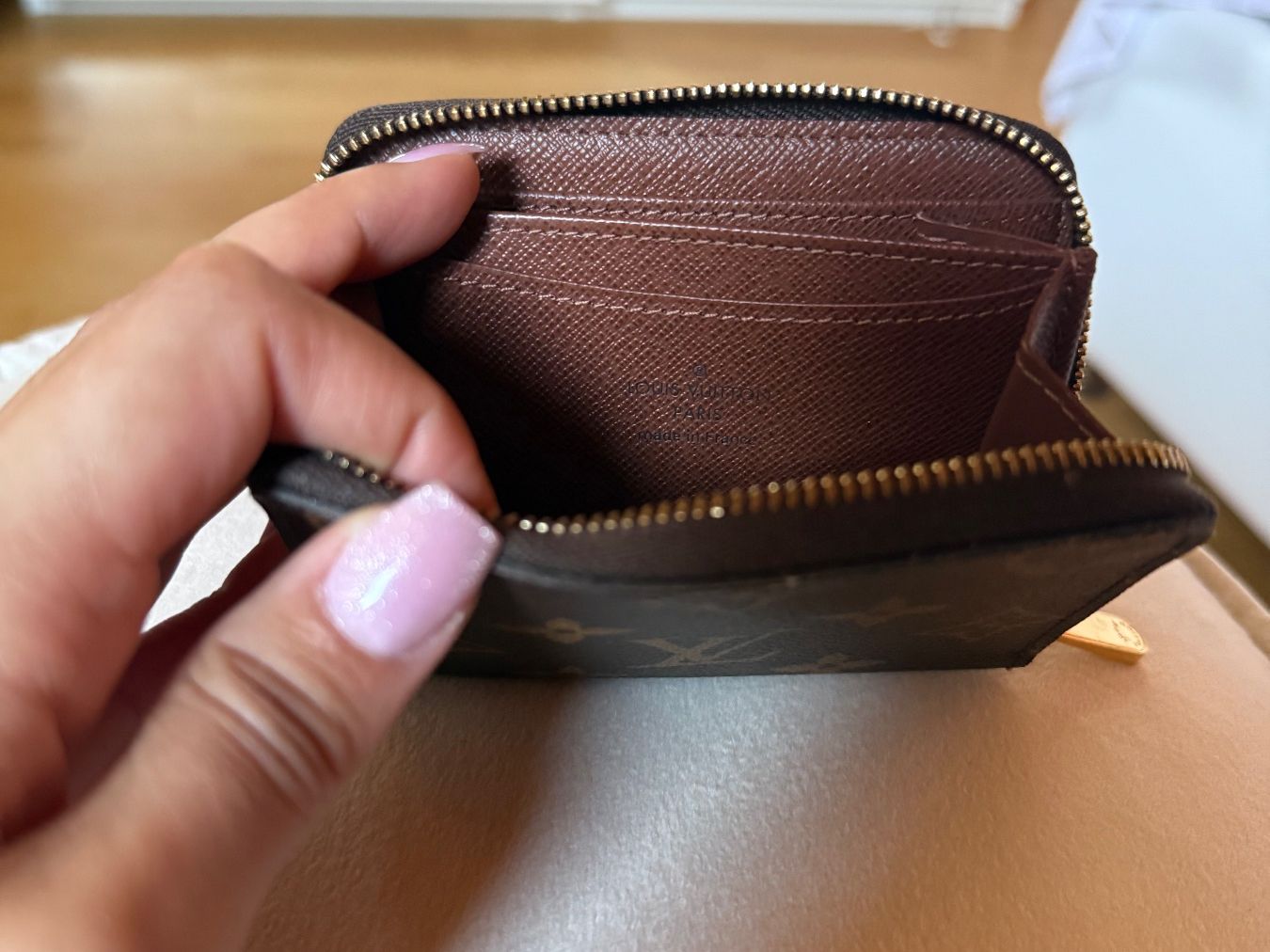 Louis Vuitton Portafogli: Louis Vuitton Portmonnaie – Usato da Oberdorf SO venduto da mhz_7ss9 2