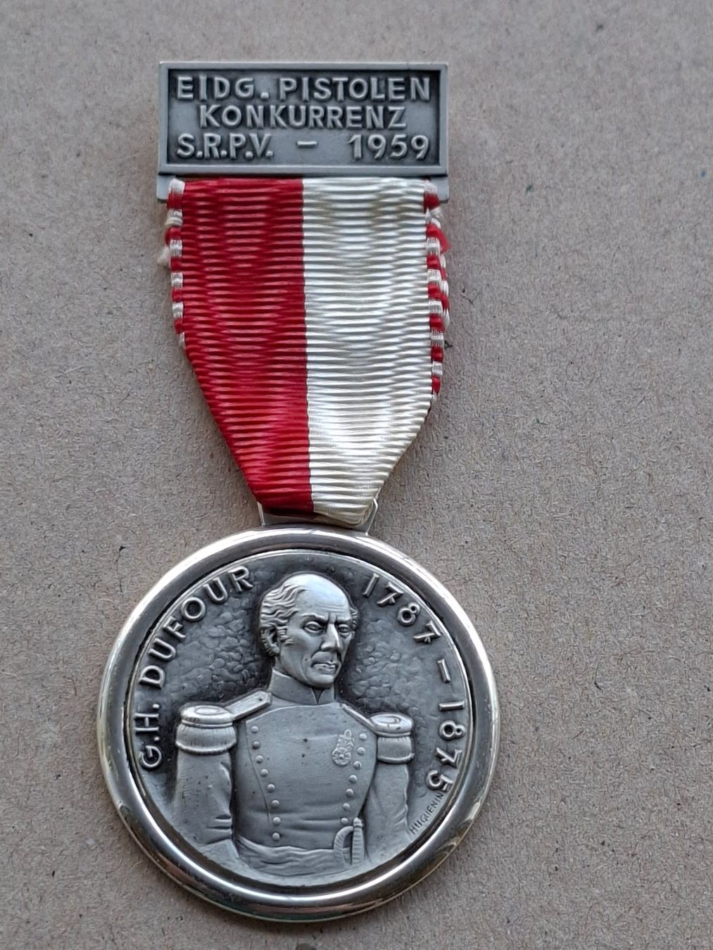 Medaglie: General Dufour (L172) – Usato da Schwanden GL venduto da Suvorov 2