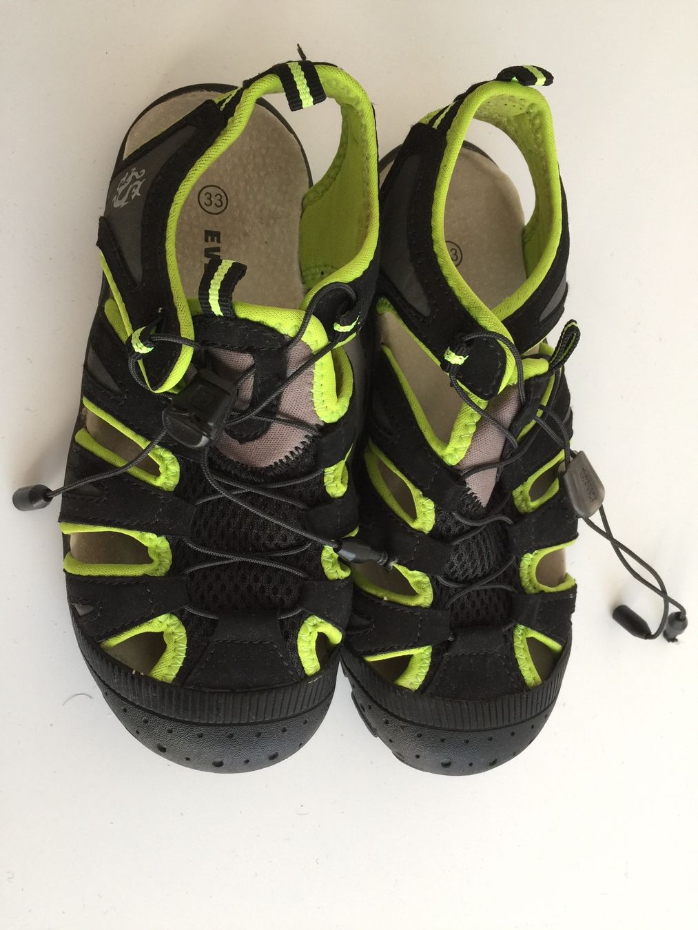 Everest Scarpe per ragazzi: Sandalen "Everest" Gr 33 – Usato da Egg b. Zürich venduto da egg2665
