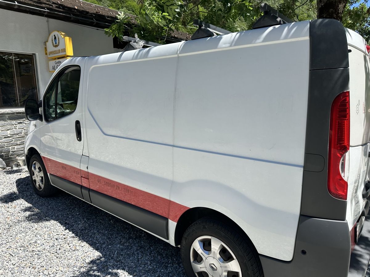 Renault Veicoli commerciali: Renault Trafic – Usato da Cavergno venduto da ale_8yz8 2