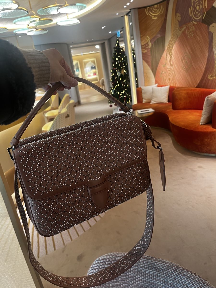 Alaia Borse da donna: Sac Alaïa Clous – Usato da Cologny venduto da PINKCLOSET