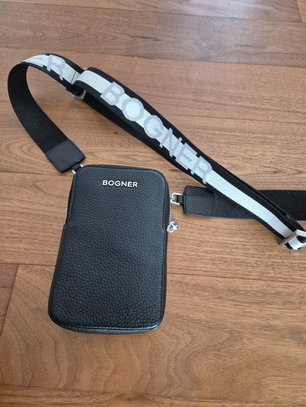 Bogner Borse da donna: Bogner Handytasche Leder schwarz – Usato da Dielsdorf venduto da Tombu 4