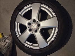 Original Mercedes Felgen mit Winterreifen 225/50 R17