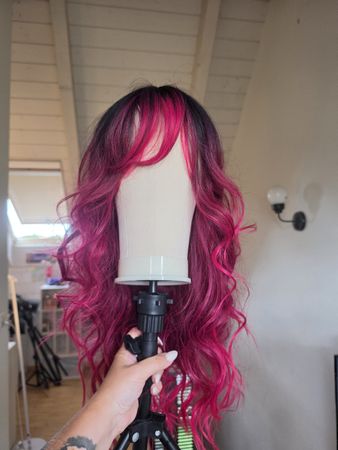 Perücke Pink Schwarz Ombre Lockig Kunsthaar