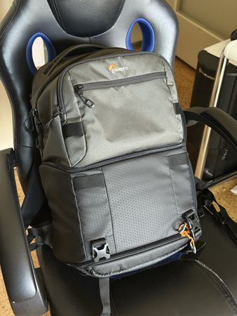 Lowepro Fastpack Pro BP 250 AW III camera backpack