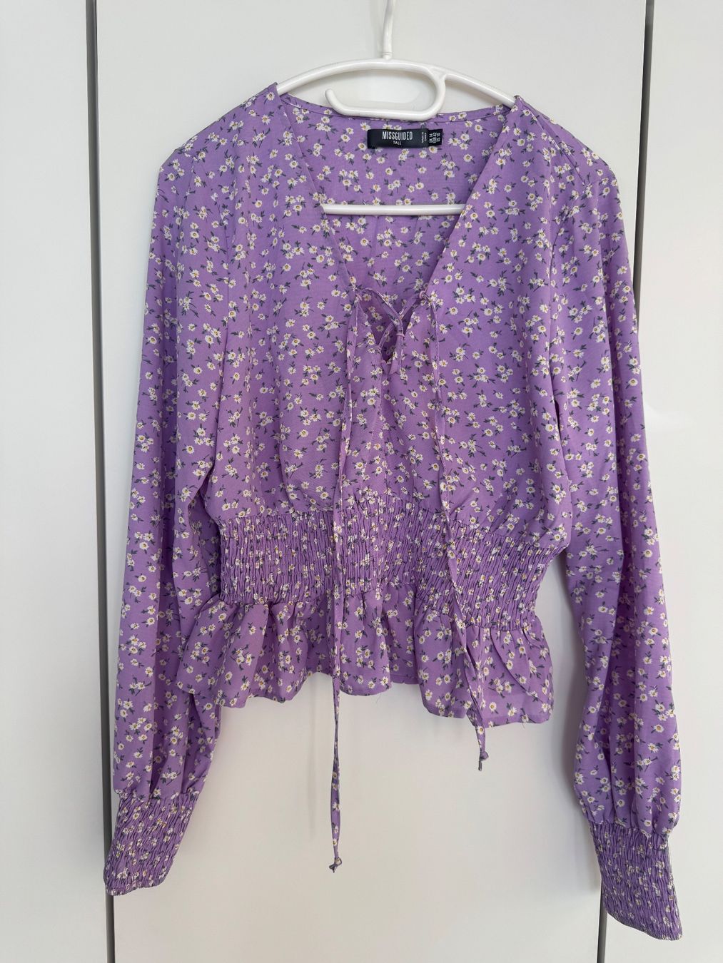 Blusen: ✨Missguided Bluse Lila – Gebraucht aus zürich von Bailey17