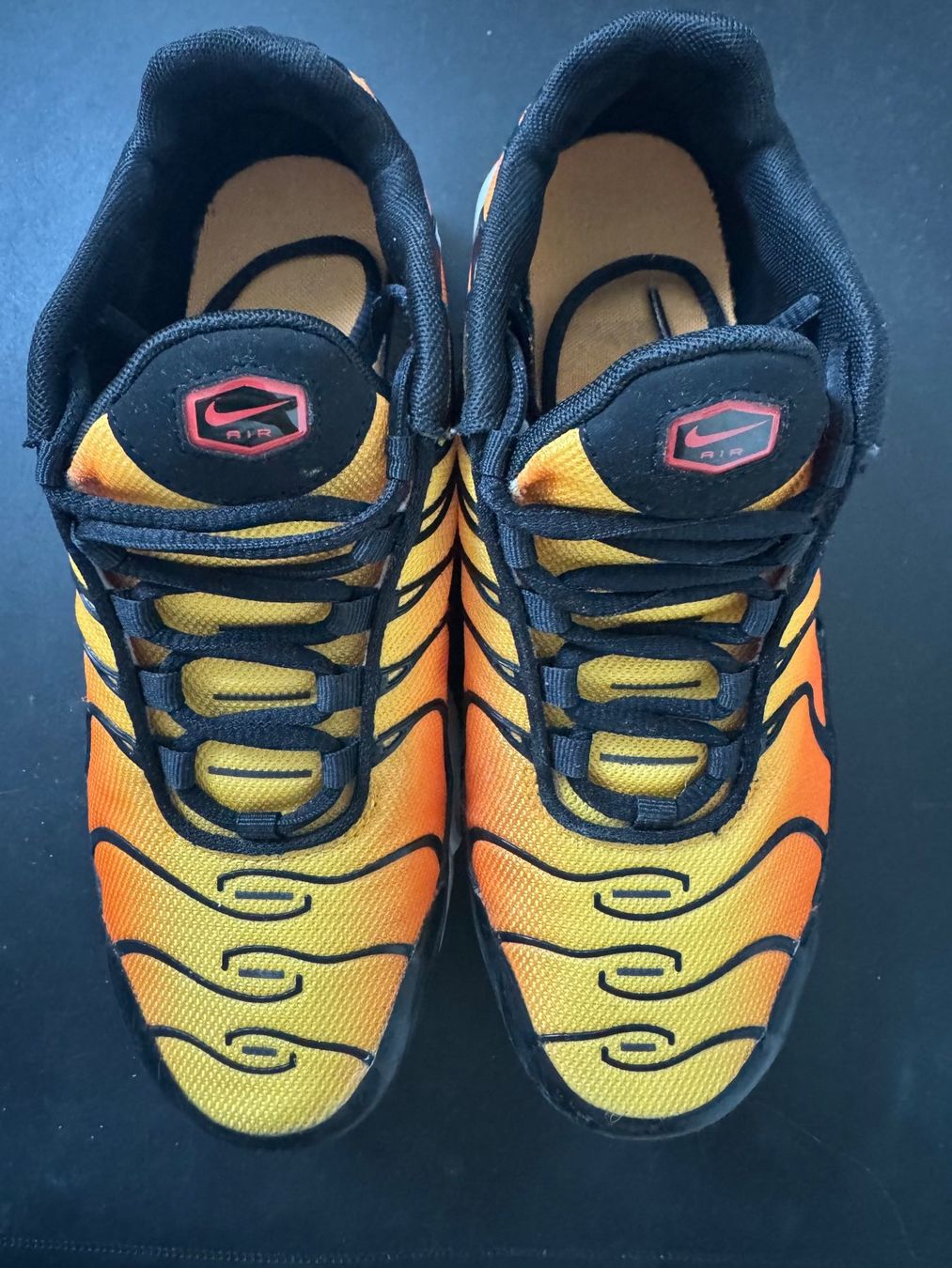 Nike Scarpe per ragazzi: Nike Air Max Plus Sunset taille 36 – Usato da Chatelaine venduto da lae_7h8n