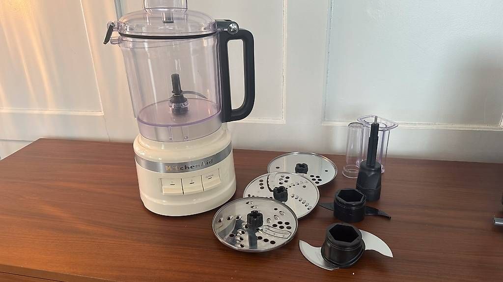 Elettrodomestici da cucina: KitchenAid Food Processor 5KFP0719EAC – Usato da Chur venduto da jack_mark 2