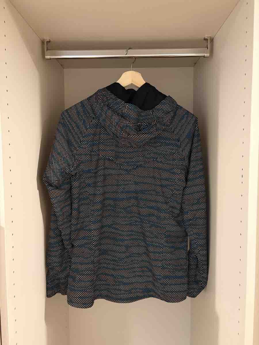 Nike Jacken: Nike Shield Windbreaker reflektierend Grösse M – Gebraucht aus Kloten von SilCarbo 2