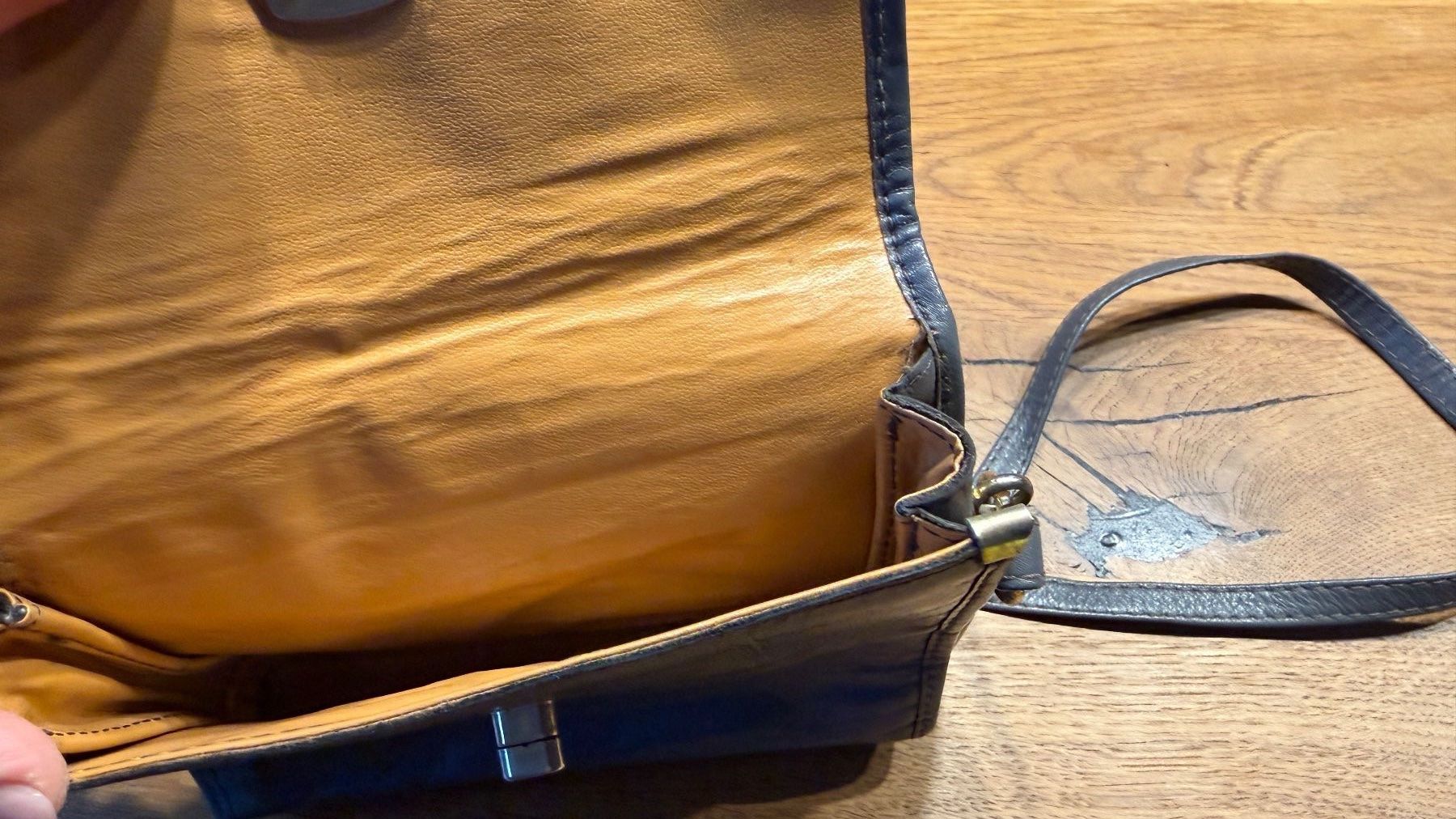 Borse da donna: Vintage Täschchen – Usato da Schaffhausen venduto da Bootes 3