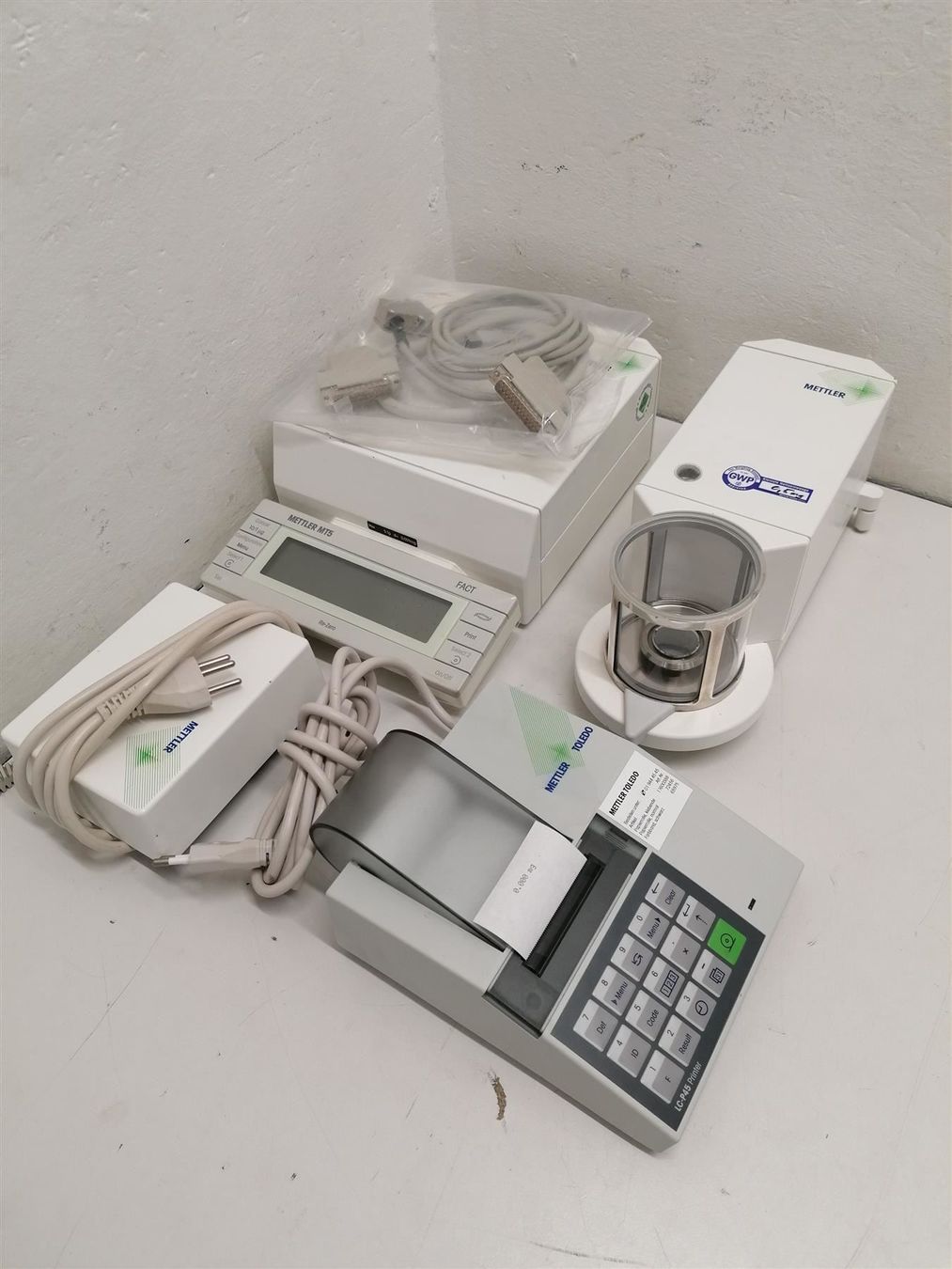 Accessori da laboratorio: Mettler Toledo MT5 Mikro Waage + Printer – Usato da Niederdorf venduto da LeptonAG_Labor 6