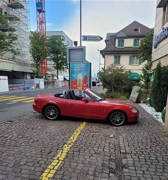 Automobili: Mazda MX-5 1.8 Colour & Sound – Usato da Langenthal venduto da Goergens10 2