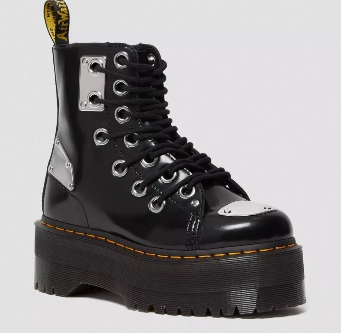 Dr. Martens Chaussures femmes: Doc Martens Stiefel – D'occasion à Bern par nin_hnz5
