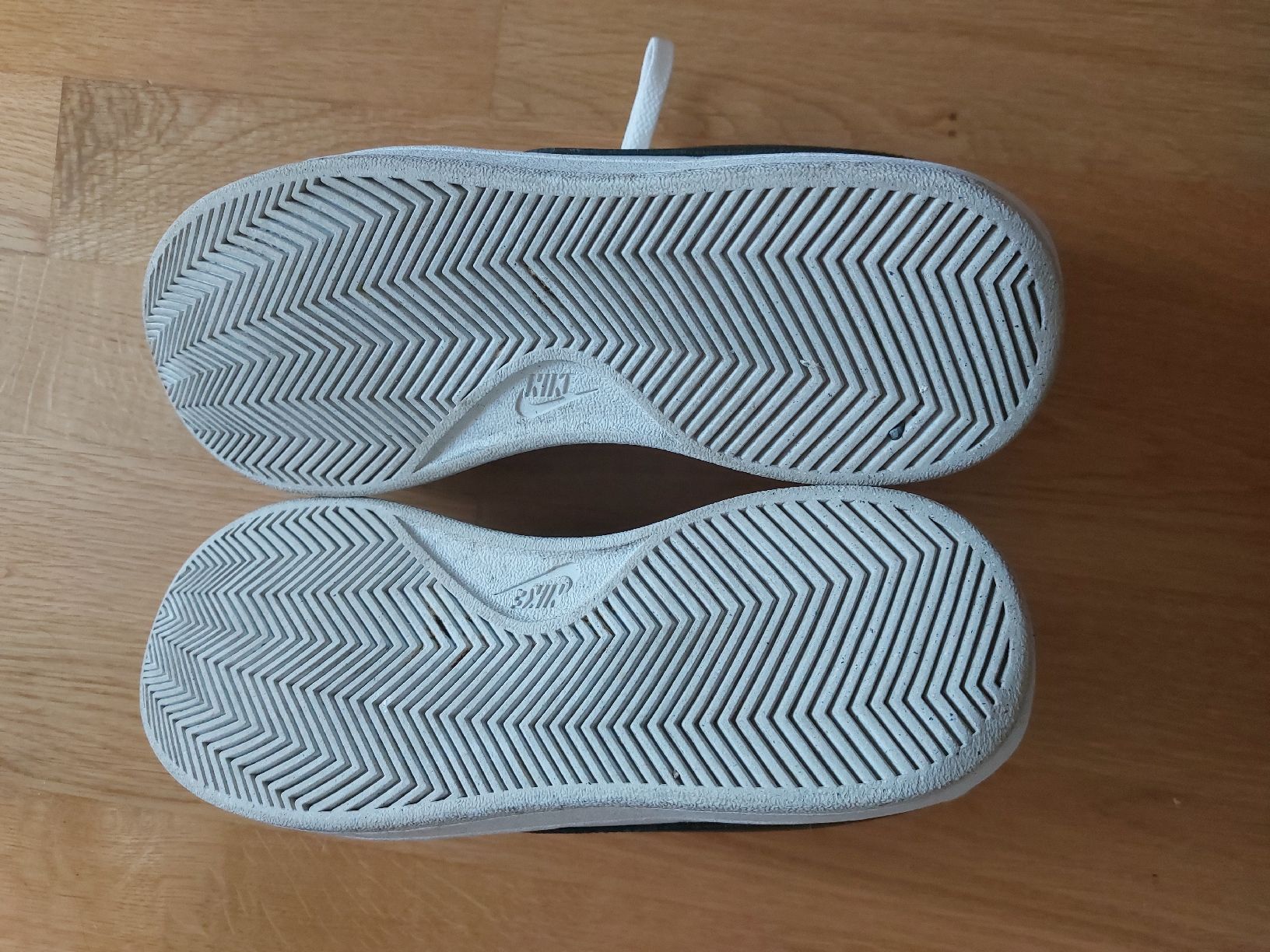 Scarpe da uomo: Turnschuhe weiss Grösse 42 – Usato da Bern venduto da titaniumsnow 3