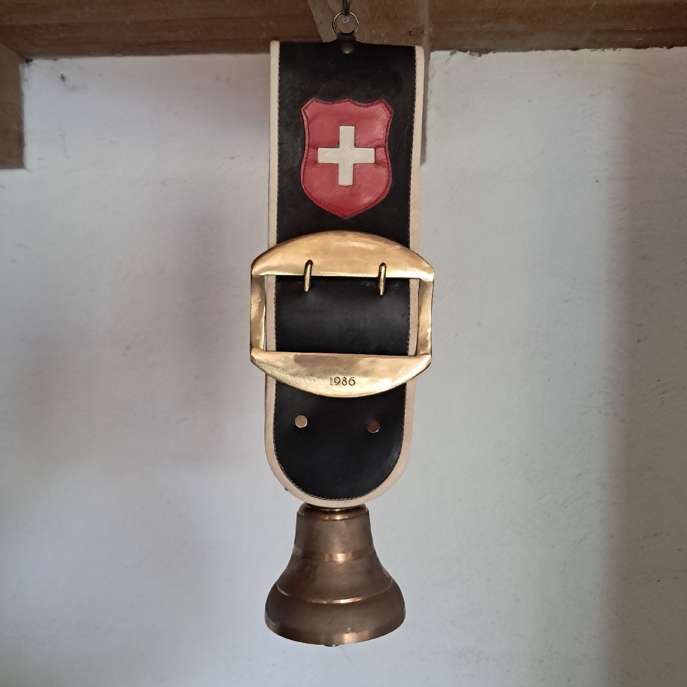 Campanacci mucche: SCHWEIZER GLOCKE 1986 – Usato da Murten venduto da SHETHOF 1