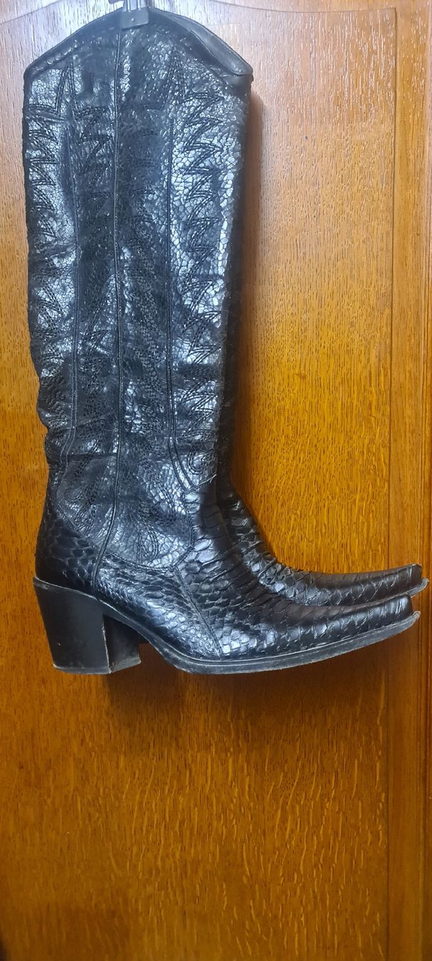 Chaussures femmes: Stiefel – D'occasion à Bellerive VD par Hermes5