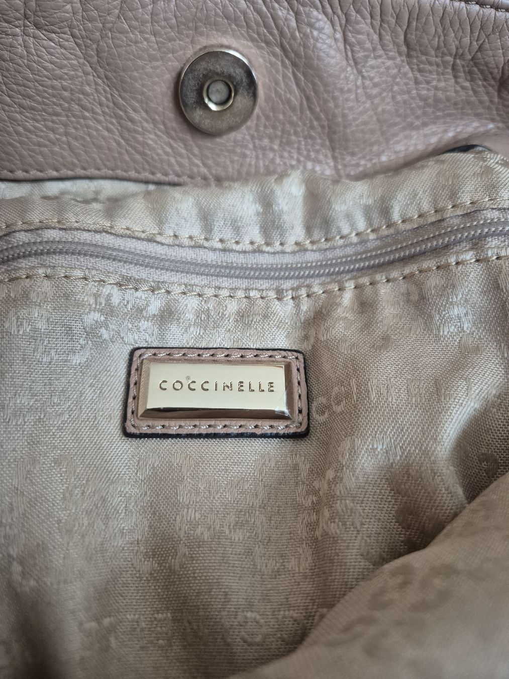 Coccinelle Taschen für Damen: Coccinelle Hobo Bag Leder beige – Gebraucht aus Faulensee von edart24 4