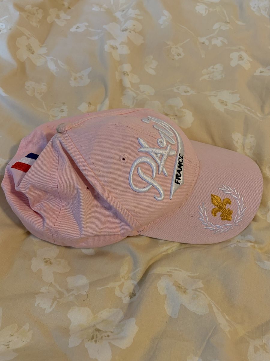 Copricapi, berretti & cappellini: Paris France Pink Cap – Usato da Chambésy venduto da tiffwears7 2