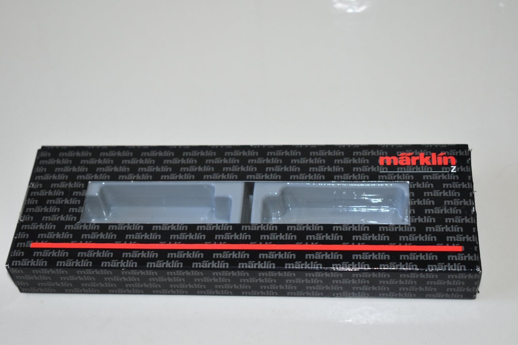 Märklin Modelleisenbahnen: Märklin Z Boîte vide 82822.009 – Gebraucht aus Le Locle von skycomputer