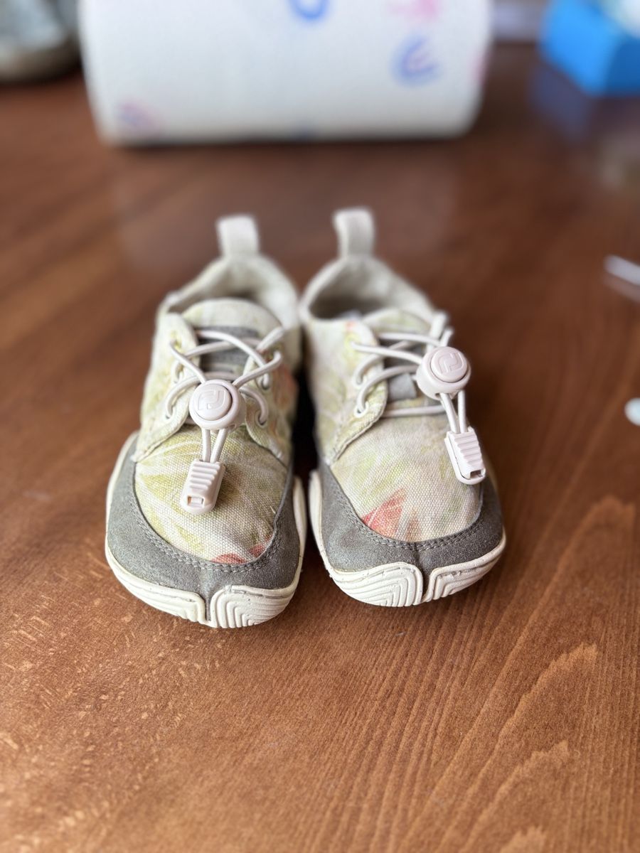 Wildling Chaussures garçon: Wildlinge Vena in Gr. 25 - preloved & refurbished  – D'occasion à Hinwil par Anngeblich0815 1