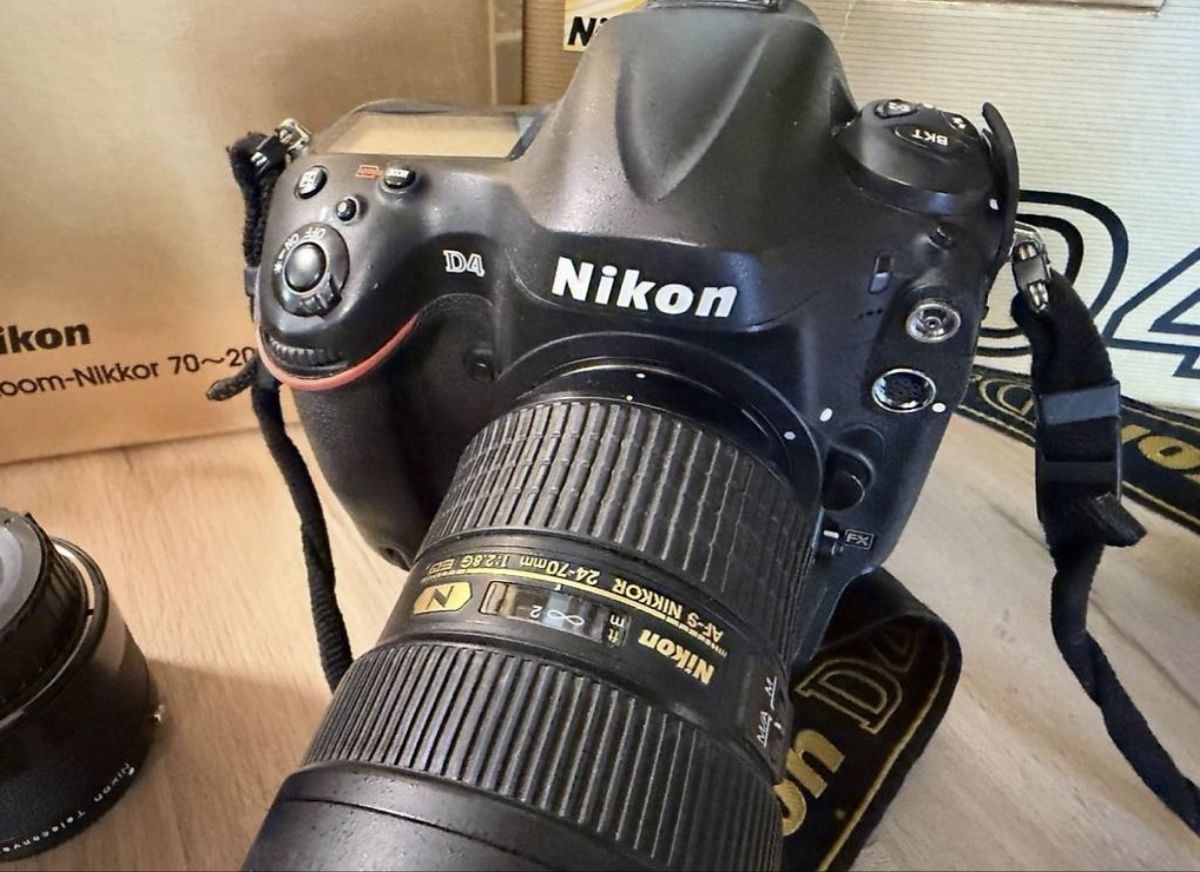 Nikon Kamera: Nikon Profi Set – Gebraucht aus Oberhof von Botani 3