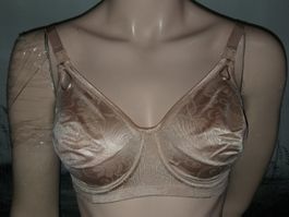 Soutien gorge d’allaitement / Stillbüstenhalter     Neuf/Neu