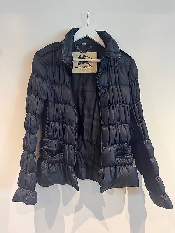 Burberry Jacken: Burberry Daunenjacke – Gebraucht aus meierskappel von funkydegreng