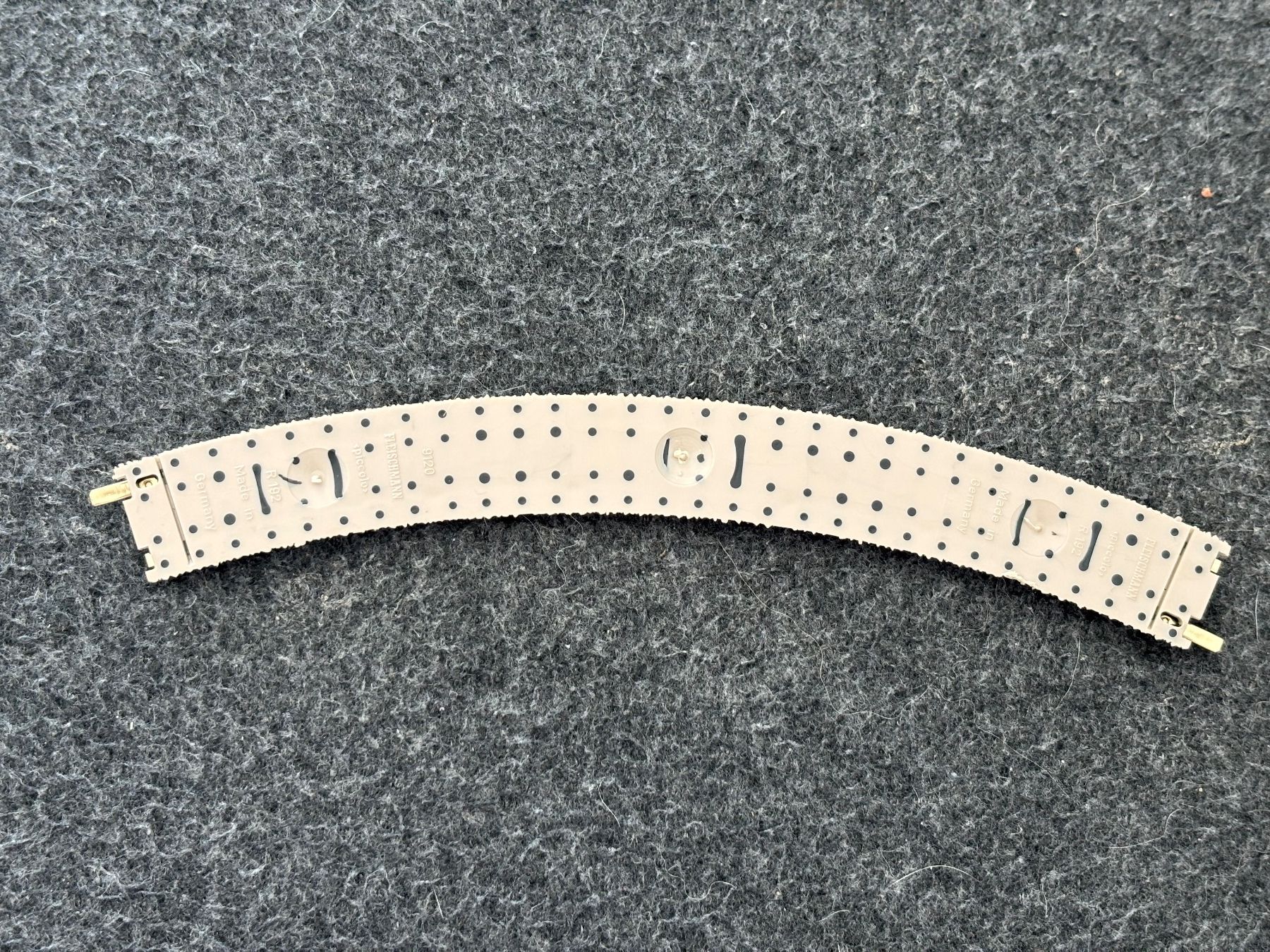 Fleischmann Modellini di ferrovie: Fleischmann 9120 Gleis R1 45° Alte Farben Hellgrau – Nuovo (secondo la descrizione) da Hauterive NE venduto da eriamch 1
