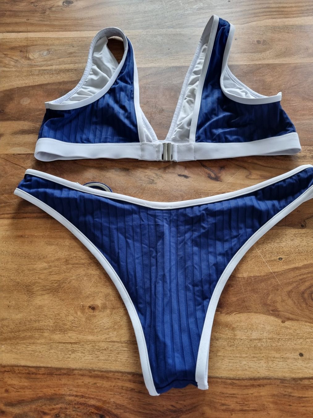 Calzedonia Costumi da bagno: Calzedonia Bikini M – Usato da Beckenried venduto da lou_two 1
