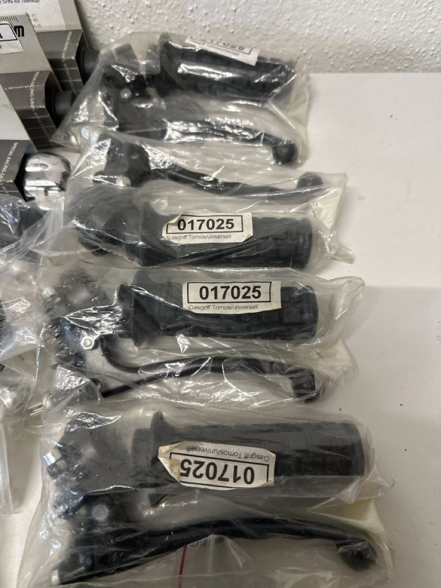Tutti i ricambio per moto: Progrip Motorcycle Parts Bundle New Condition – Nuovo e nell'imballaggio originale da Elsau venduto da MANWITHVAN 3