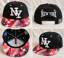 Casquette New York noire visière imprimée