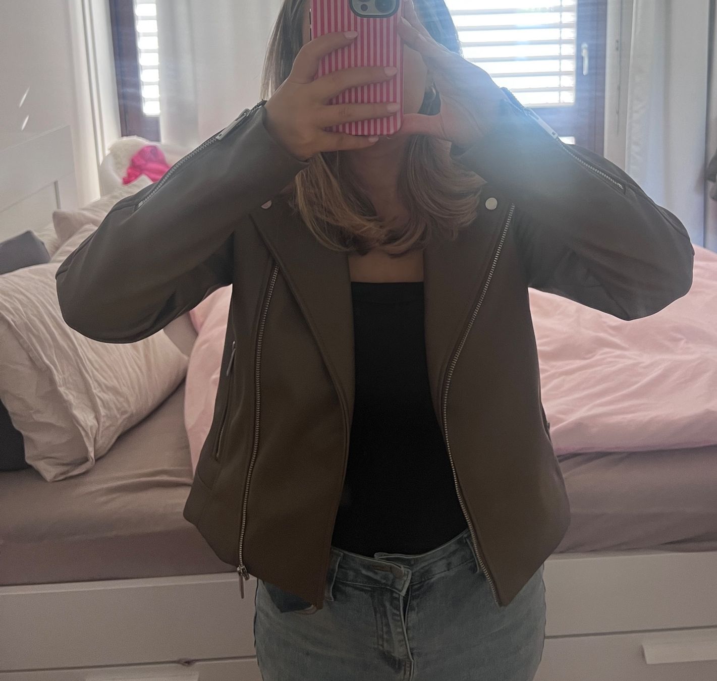 H&M Giacche: Neue Braune Kunstlederjacke – Nuovo (secondo la descrizione) da Neuenhof venduto da UrbanBags 2