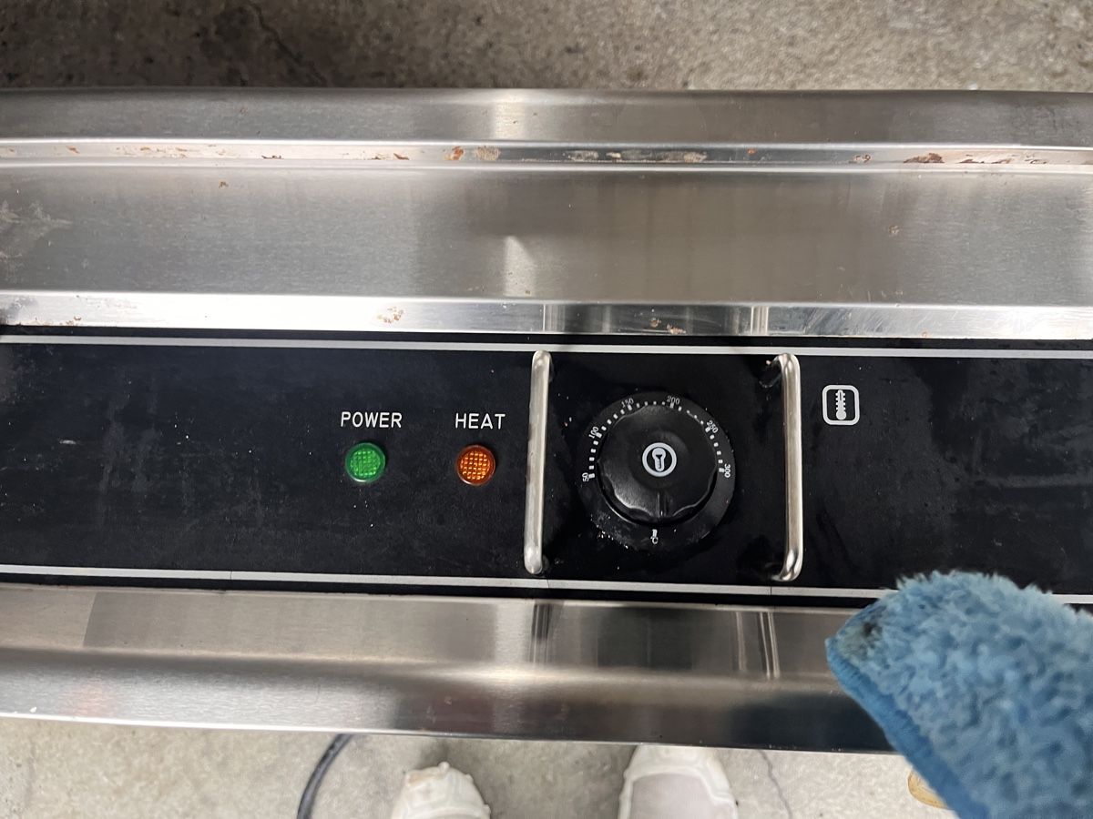 Griglie: Professionelle Grillplatte! – Usato da Lütschental venduto da Cisco3124 2