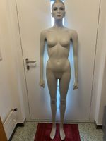 Schaufenster Puppe