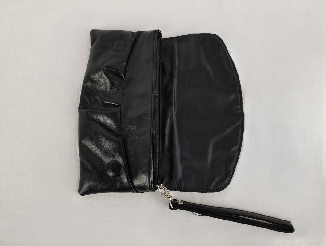 Borse da donna: Clutch Handtasche – Usato da Schübelbach venduto da Restwert_Schubelbach 5
