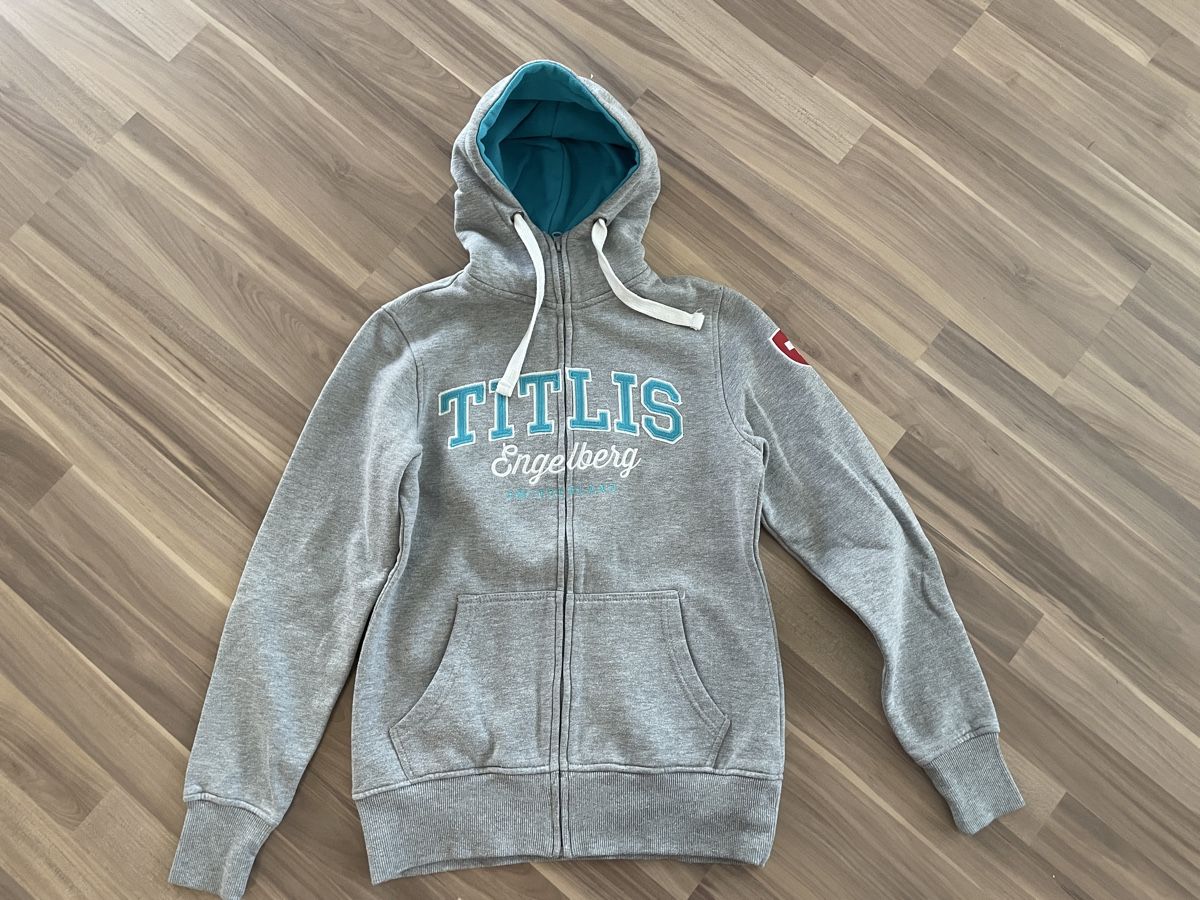 Pullover & Sweatshirts: Kapuzenpullover Gr S (Titlis Engelberg) – Gebraucht aus Elsau von Lusmus13