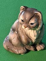 Schöne Schmusekatze, L 15cm, B 11cm, H 12cm