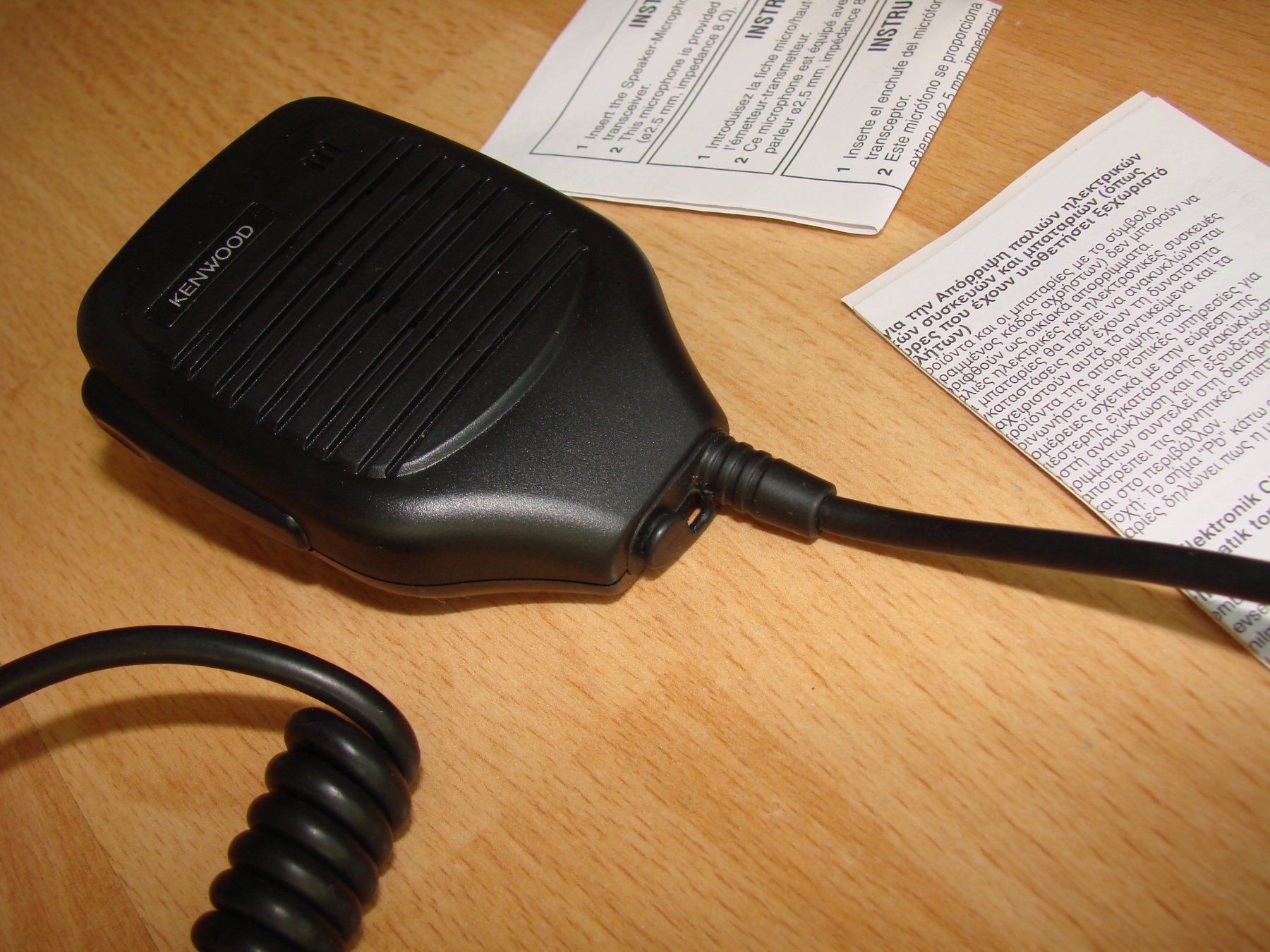 Kenwood Radiocomunicazione: Kenwood KMC-21A Mikrofon – Nuovo e nell'imballaggio originale da Niederuzwil venduto da Rade 5