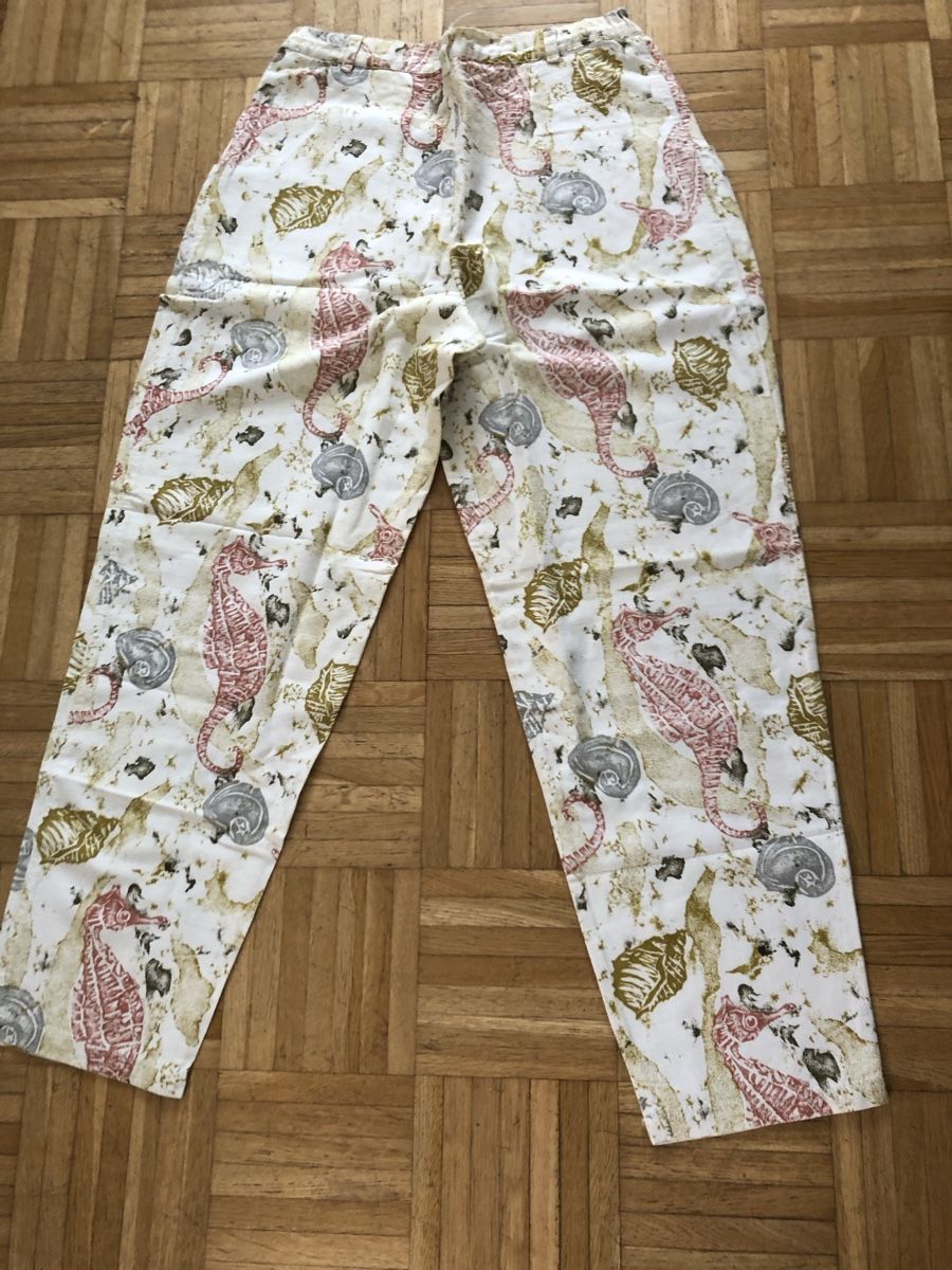 Pantaloni: Leichte Hose ,Gr. 38,  mit schönem Muster – Usato da St.Gallen venduto da sangi56 1