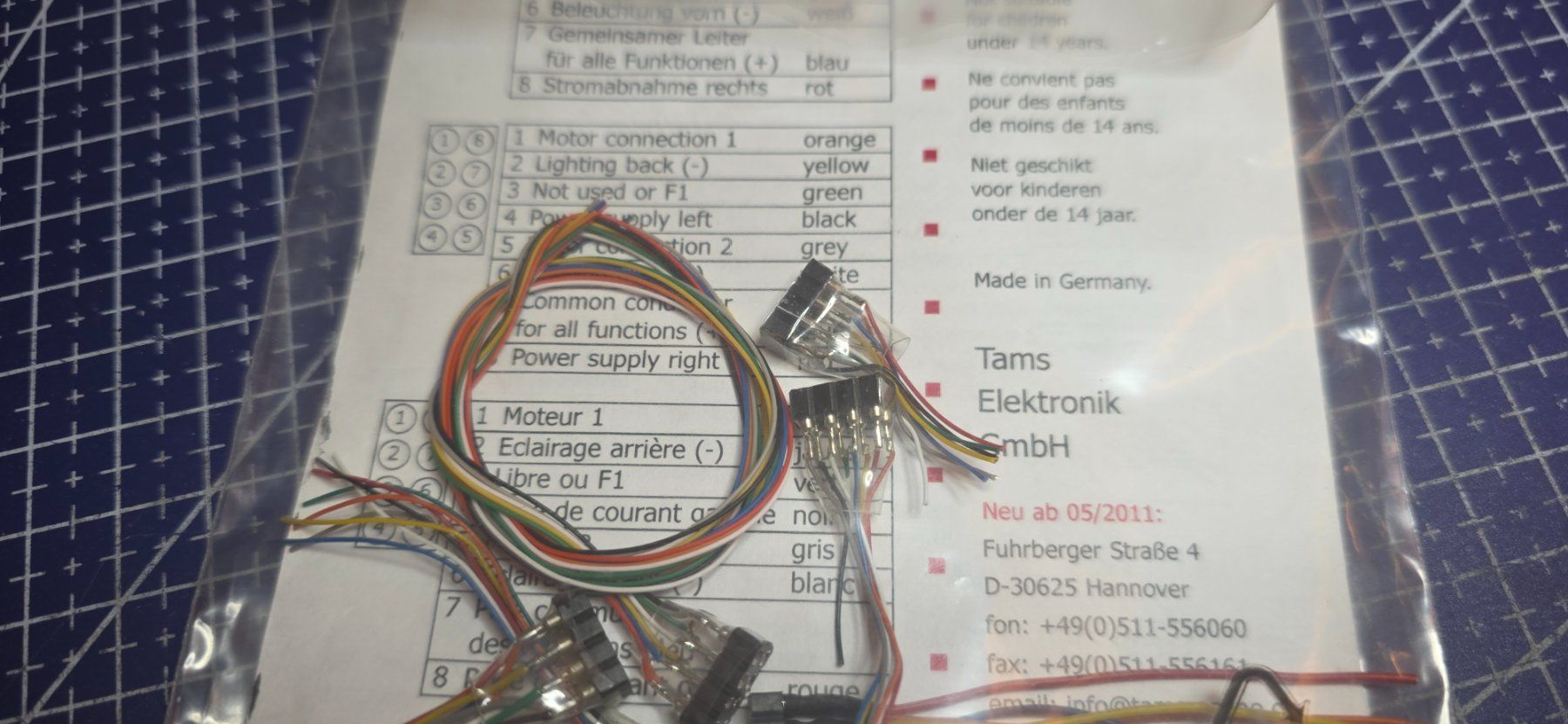 Modellini di ferrovie: Interface socket NEM 652 – Usato da Hochfelden venduto da Danizh0 3