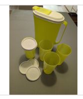 Krug mit 4 Bechern Tupperware NEU