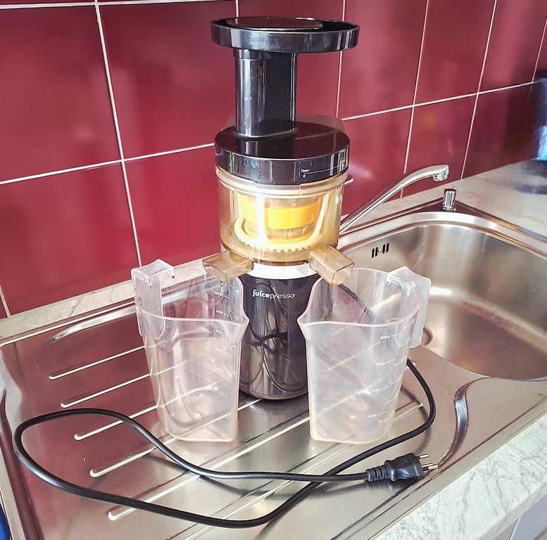 Elettrodomestici da cucina: Extracteur Jus pour Fruit & Légumes – Usato da Lausanne venduto da miz_7f8f 1